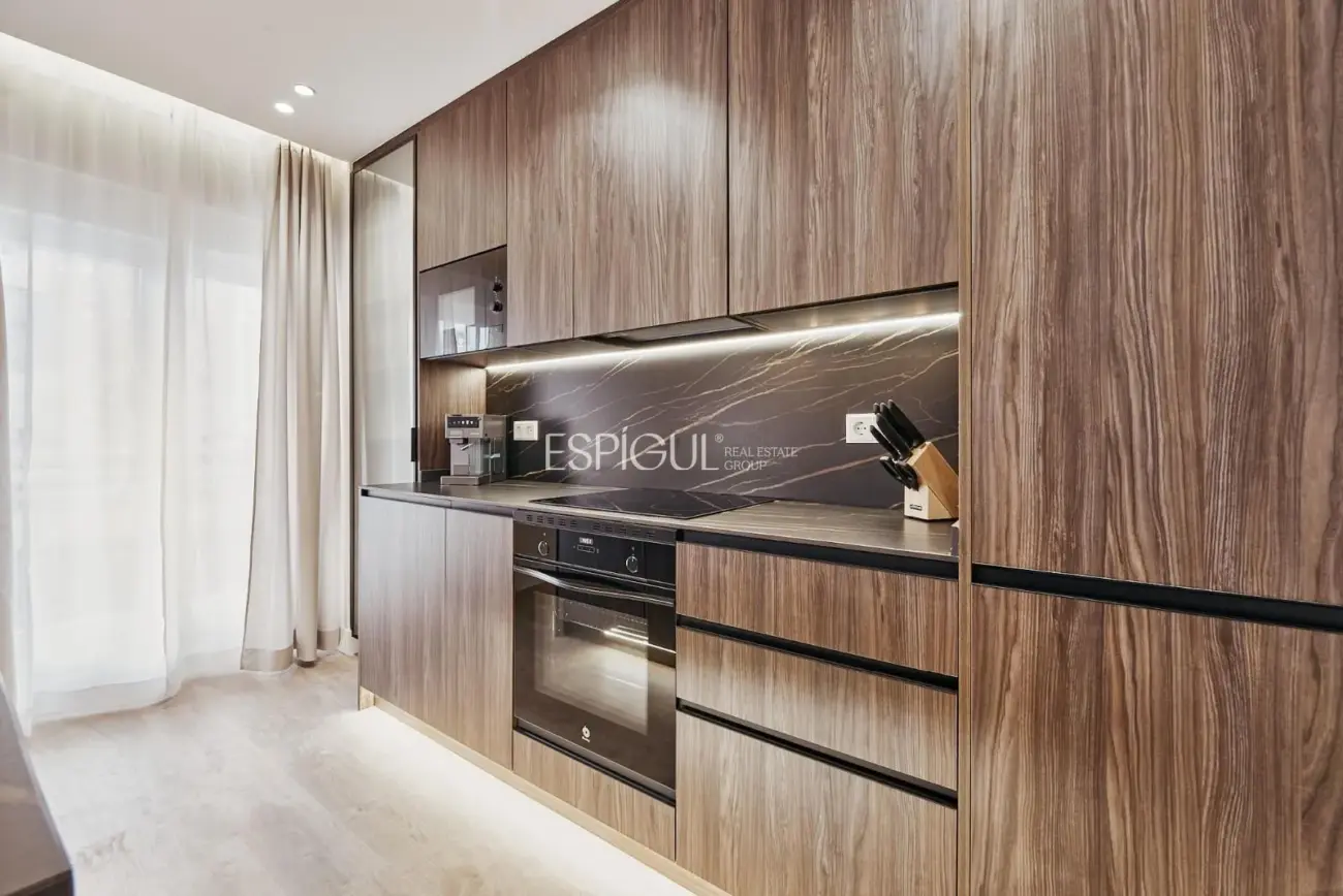 precioso piso a la venta en Lista, 168 m² y terraza privada de 40 m²