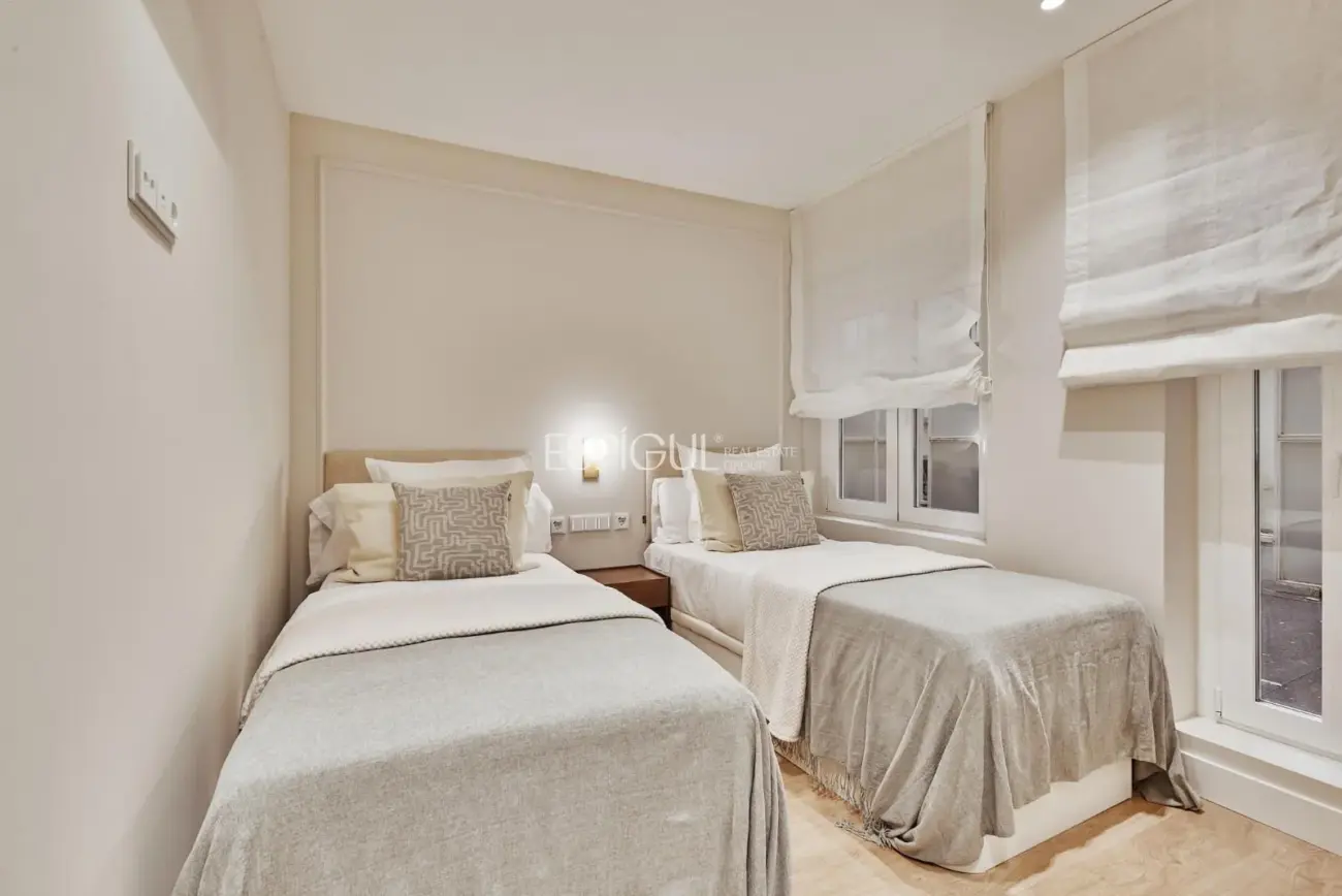 precioso piso a la venta en Lista, 168 m² y terraza privada de 40 m²