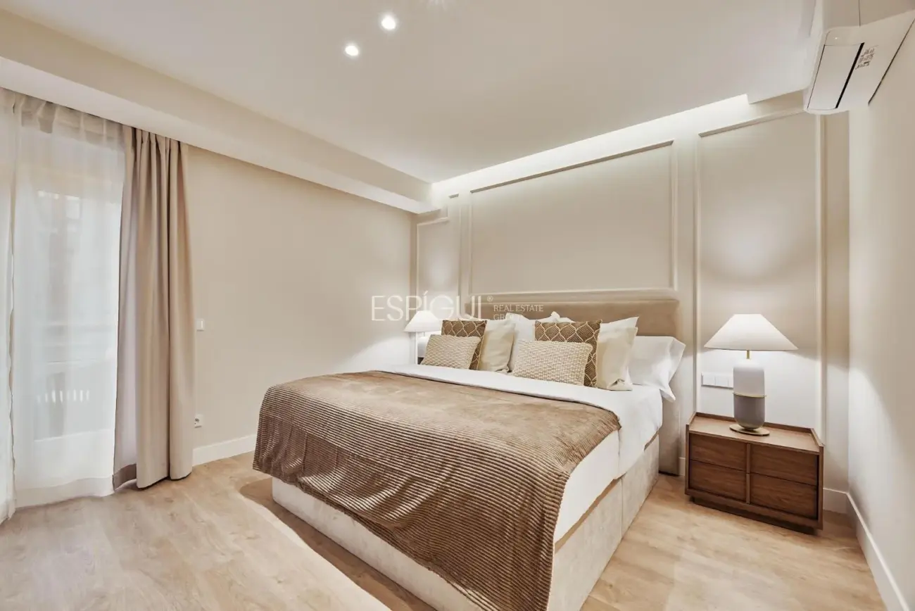 precioso piso a la venta en Lista, 168 m² y terraza privada de 40 m²