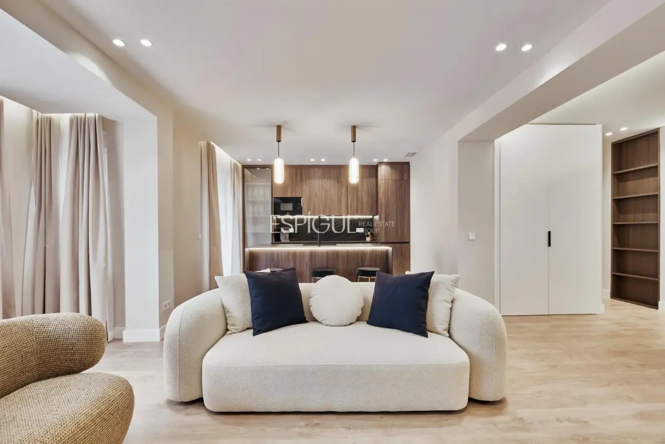 precioso piso a la venta en Lista, 168 m² y terraza privada de 40 m²