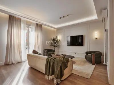 Precioso piso de lujo a estranar en Goya