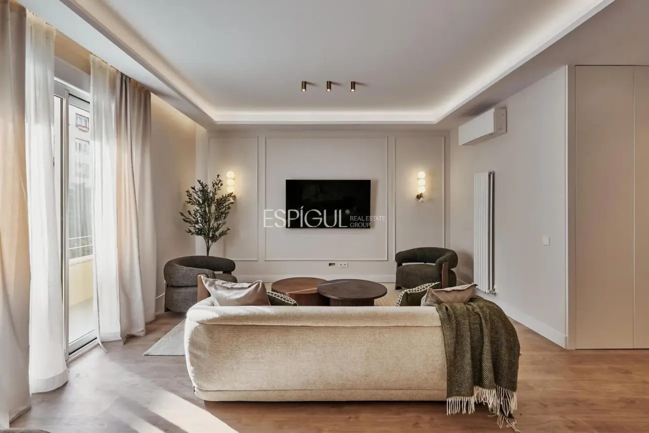 Precioso piso de lujo a estranar en Goya