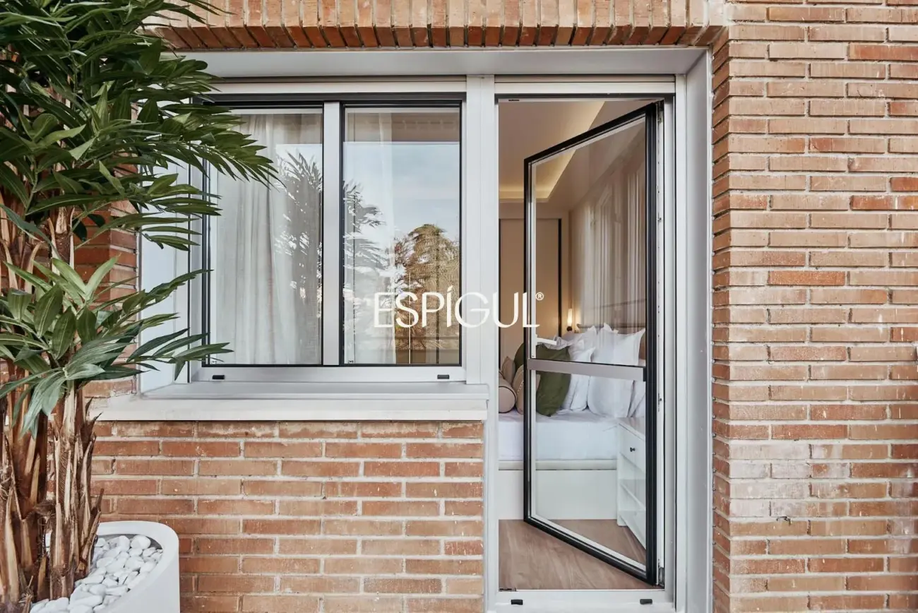 Precioso piso en Jerónimos recién reformado con terraza