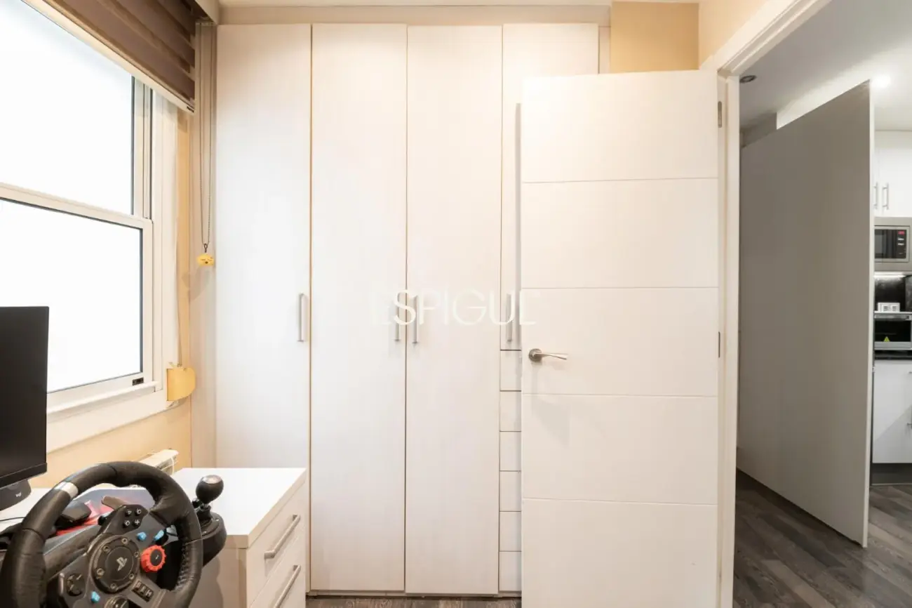 Пентхаус с террасой в Сантс-Монжуик