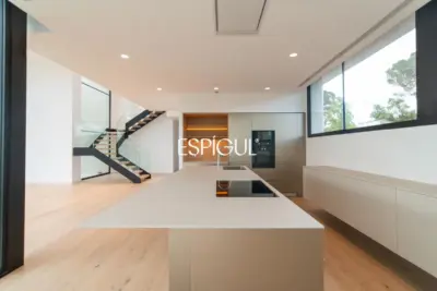 Villa de Obra Nueva en Las Marías, Madrid