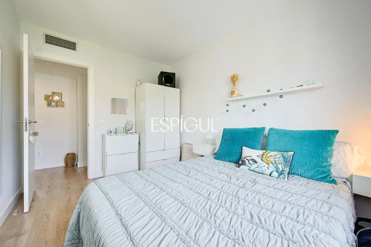 Appartement rénové avec terrasse à S&rsquo;Agaró