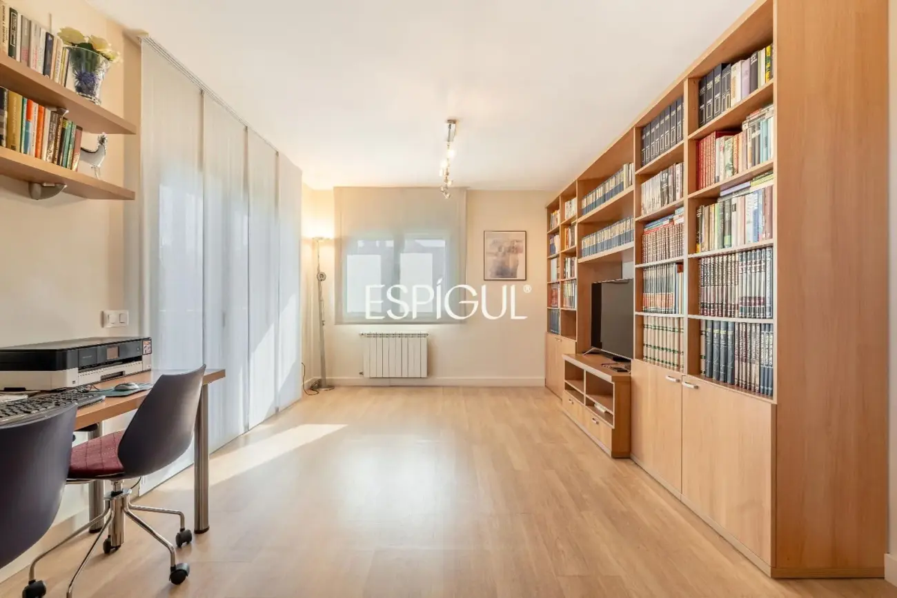 Penthouse zum Verkauf mit Aussicht im Zentrum von Caldes de Malavella