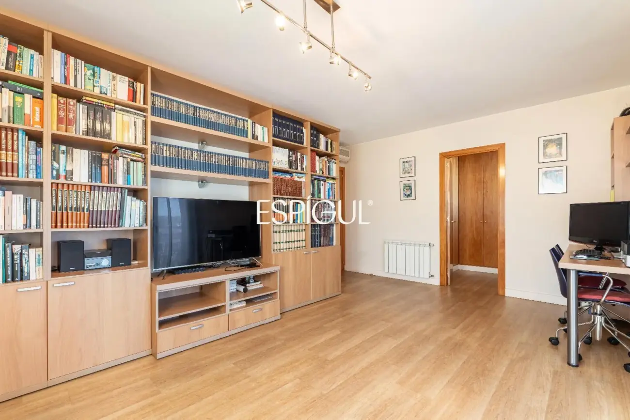 Penthouse zum Verkauf mit Aussicht im Zentrum von Caldes de Malavella