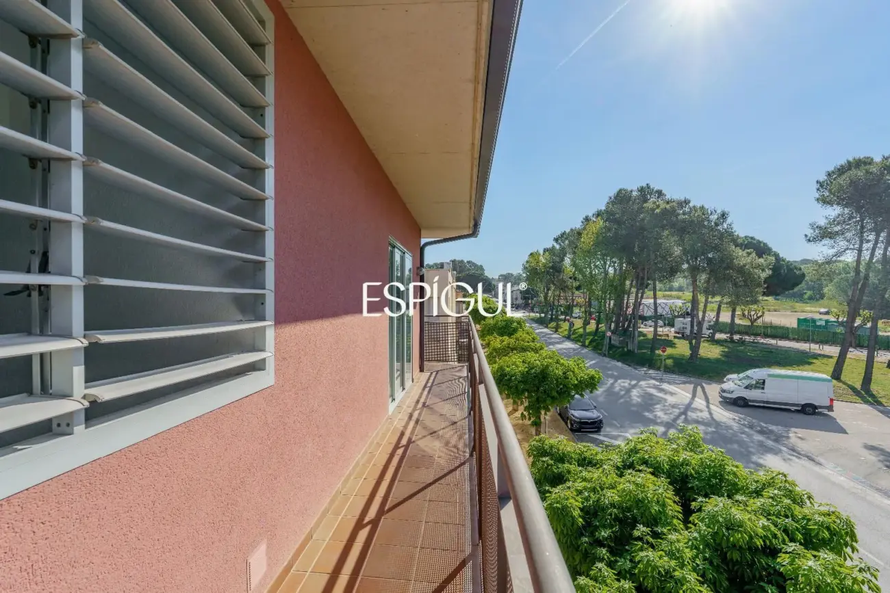 Penthouse zum Verkauf mit Aussicht im Zentrum von Caldes de Malavella
