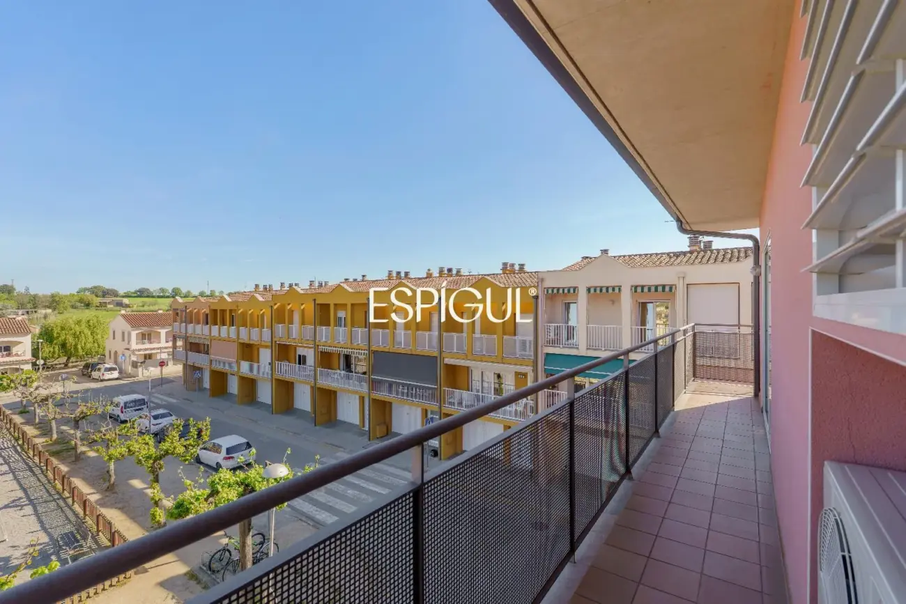 Penthouse zum Verkauf mit Aussicht im Zentrum von Caldes de Malavella