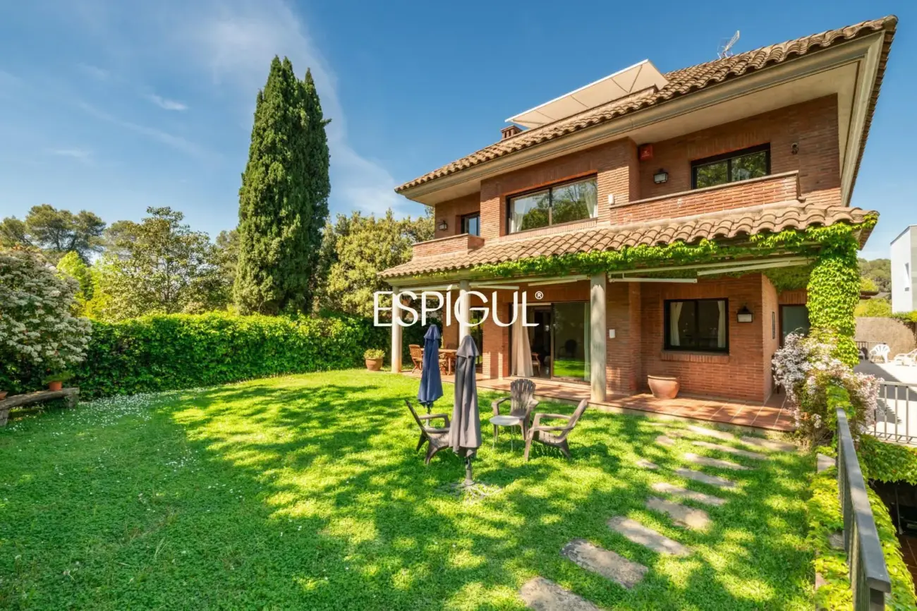 Casa unifamiliar con piscina en el Golf de Sant Cugat del Vallès