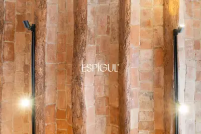 Шале с оригинальным шармом и элитным ремонтом в Сантс