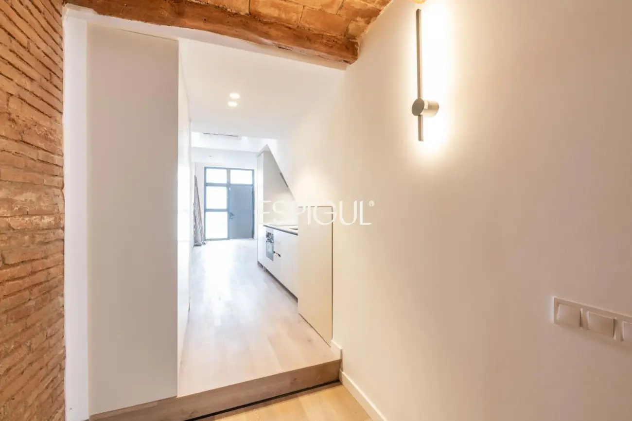 Шале с оригинальным шармом и элитным ремонтом в Сантс