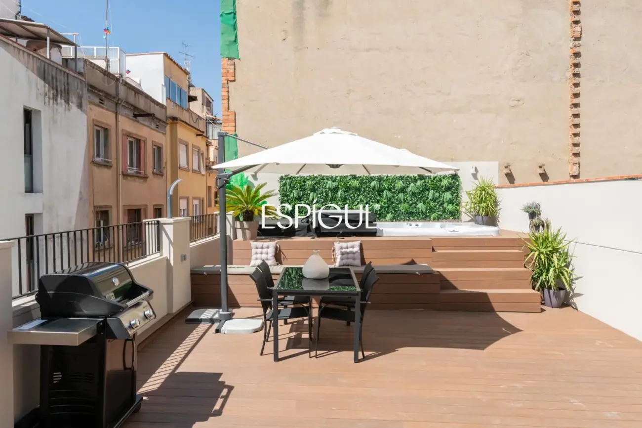 Шале с оригинальным шармом и элитным ремонтом в Сантс