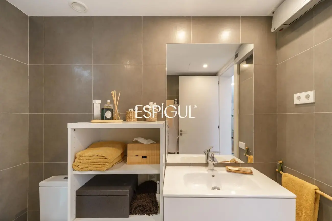 Zentrale Maisonette-Wohnung in Sabadell