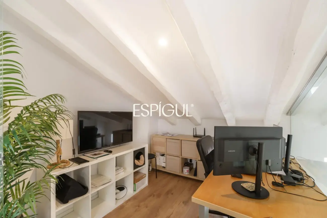 Zentrale Maisonette-Wohnung in Sabadell