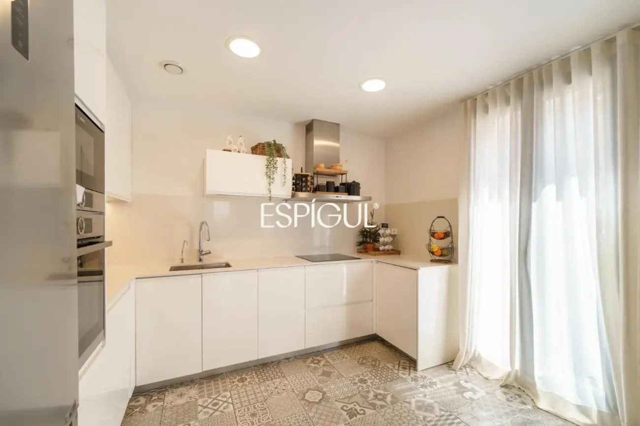 Zentrale Maisonette-Wohnung in Sabadell