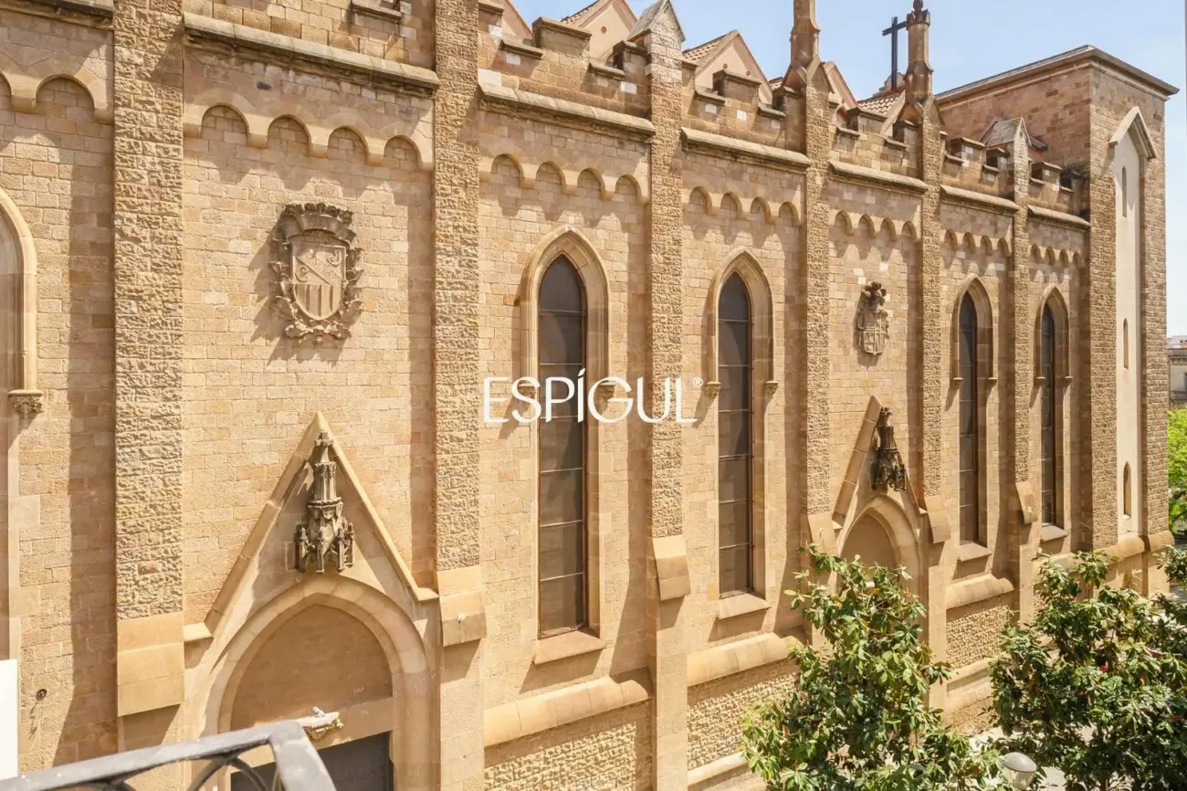 Zentrale Maisonette-Wohnung in Sabadell