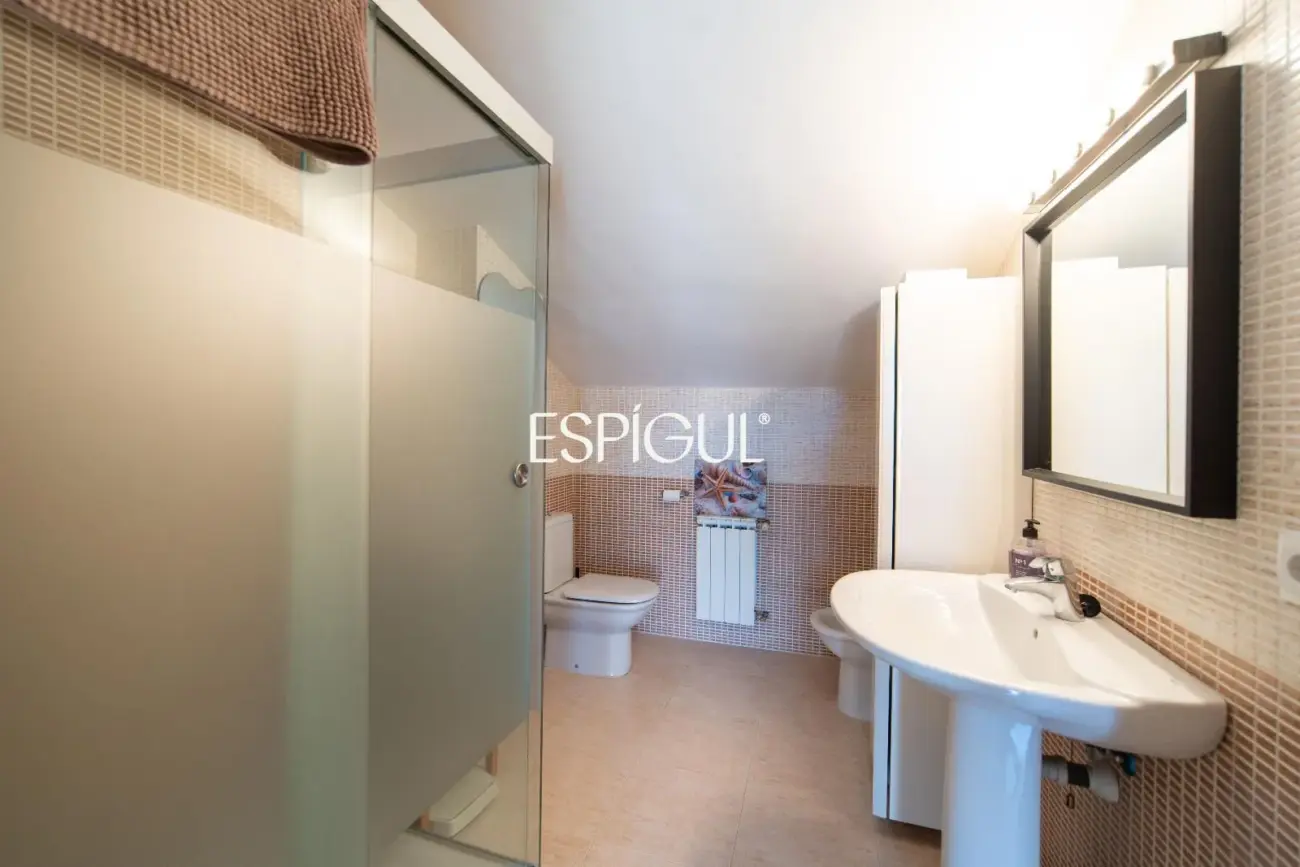 Maisonette-Wohnung mit Terrassen im Barri Vell von Salt