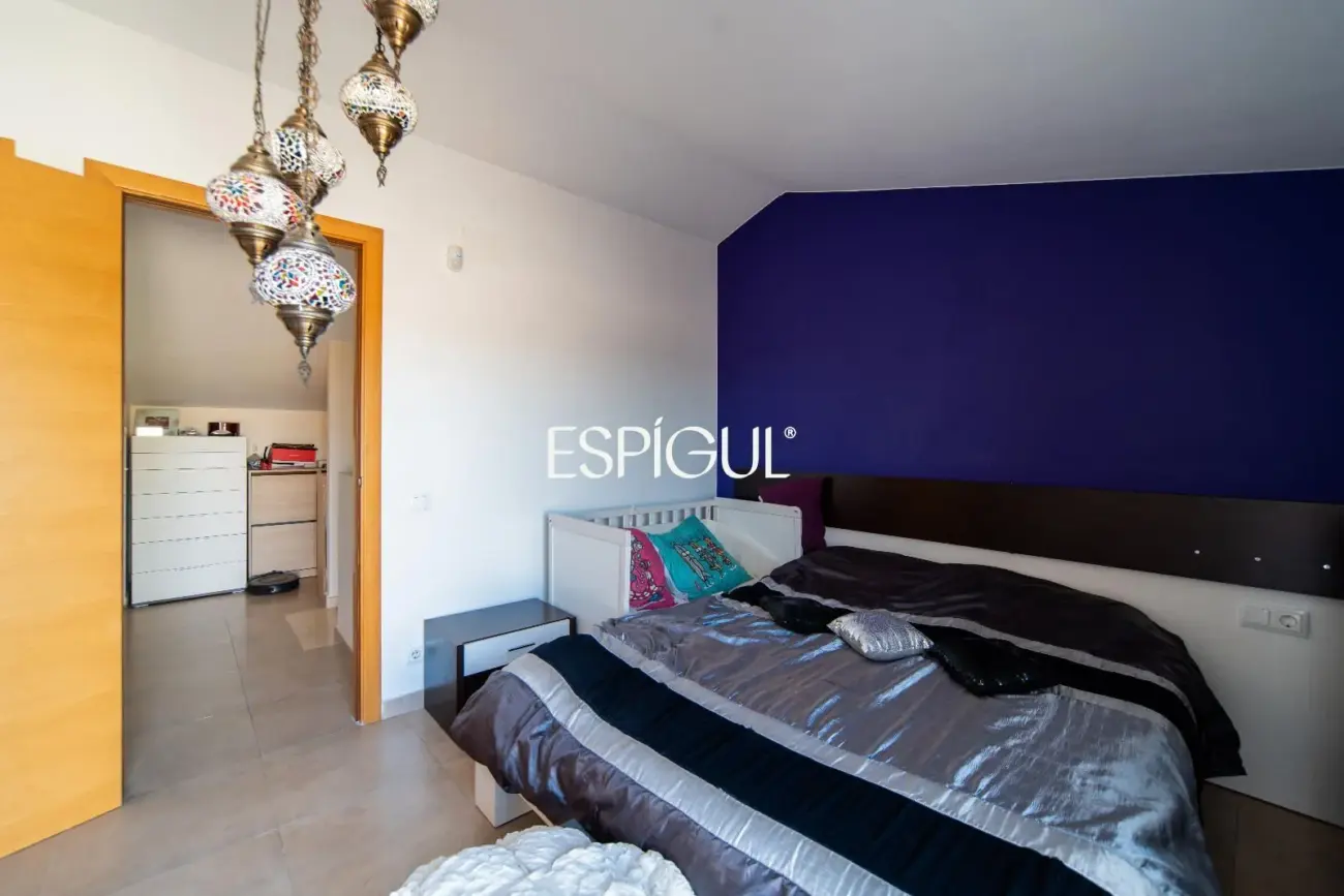 Maisonette-Wohnung mit Terrassen im Barri Vell von Salt