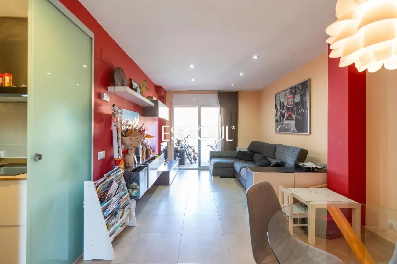 Maisonette-Wohnung mit Terrassen im Barri Vell von Salt