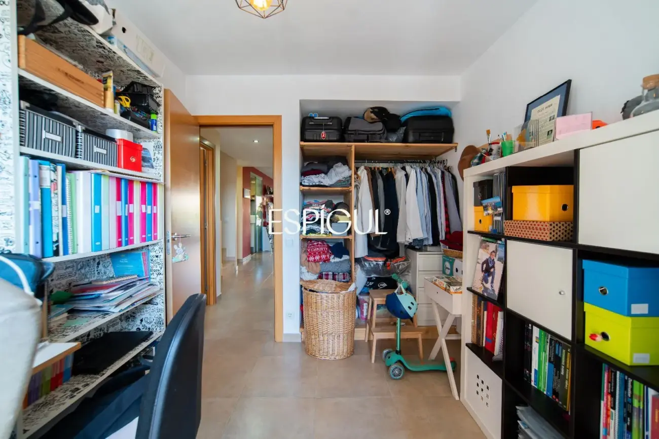 Maisonette-Wohnung mit Terrassen im Barri Vell von Salt