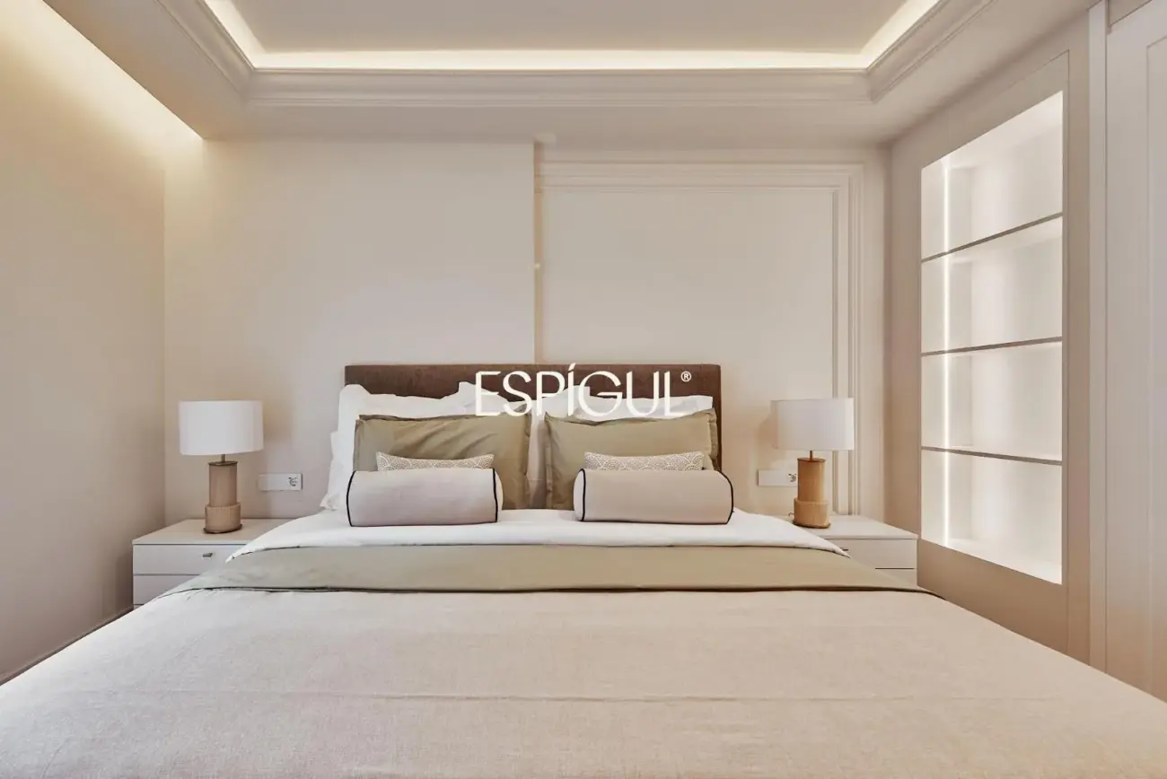 Espectacular piso en venta situada en una tercera planta en el corazón del barrio de Salamanca, zona Castellana