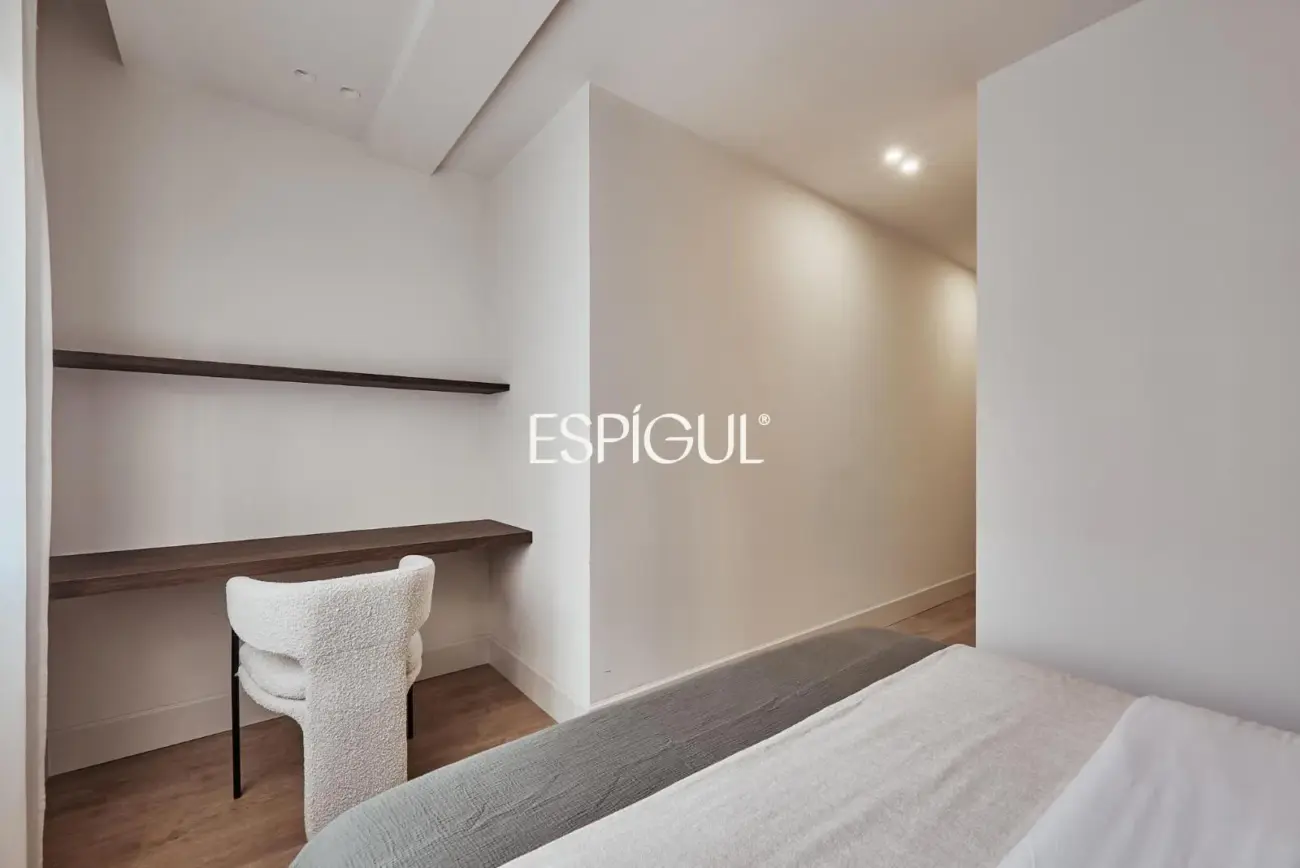 Espectacular piso en venta situada en una tercera planta en el corazón del barrio de Salamanca, zona Castellana