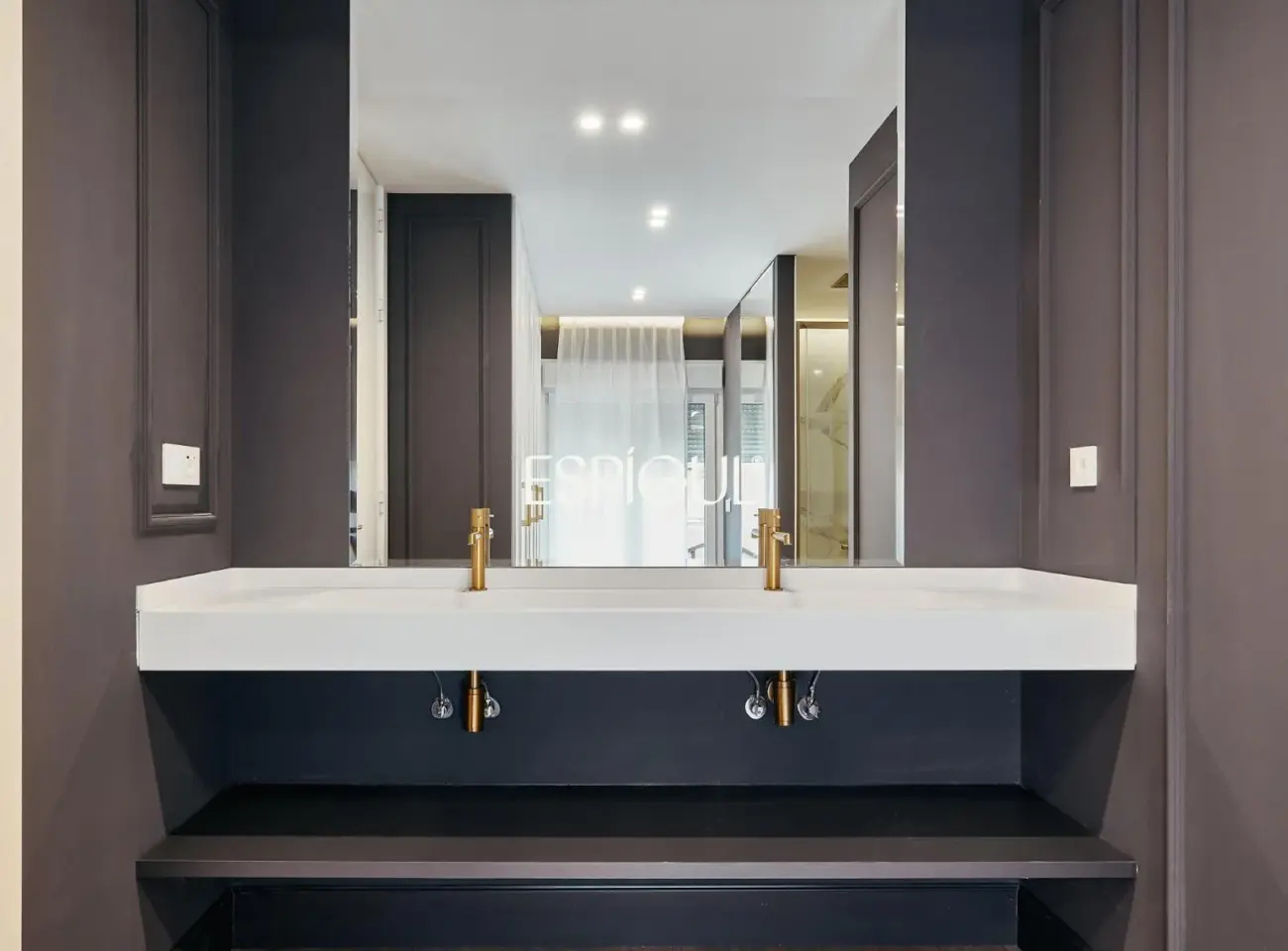 Espectacular piso en venta situada en una tercera planta en el corazón del barrio de Salamanca, zona Castellana