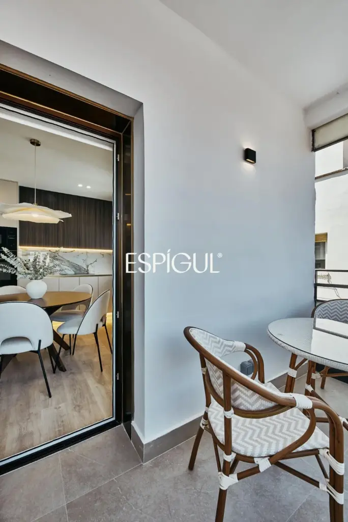 Espectacular vivienda en venta exterior reformada con terraza en Lista