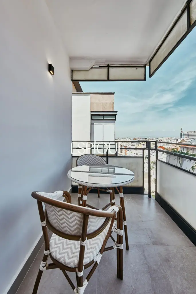 Espectacular vivienda en venta exterior reformada con terraza en Lista