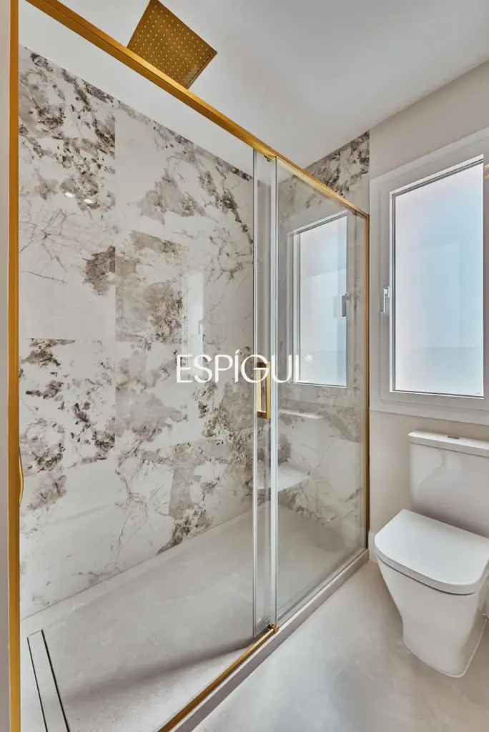 Espectacular vivienda en venta exterior reformada con terraza en Lista