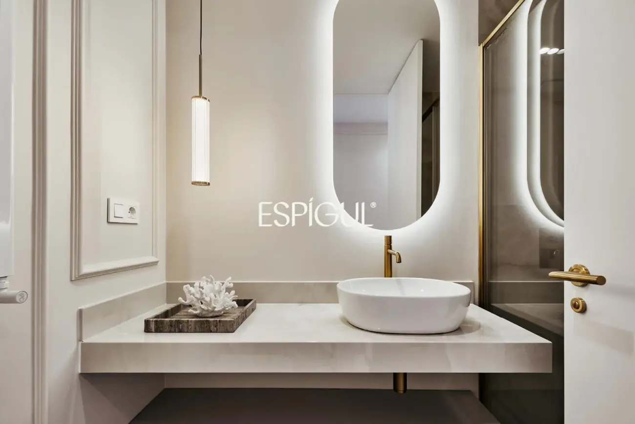 Espectacular vivienda en venta exterior reformada con terraza en Lista