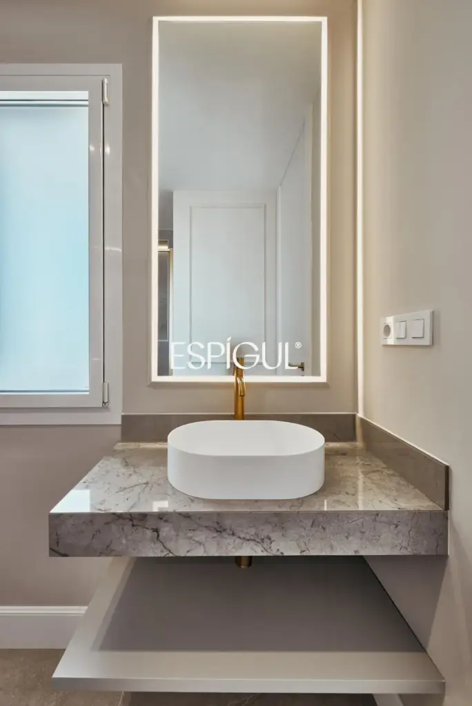 Espectacular vivienda en venta exterior reformada con terraza en Lista