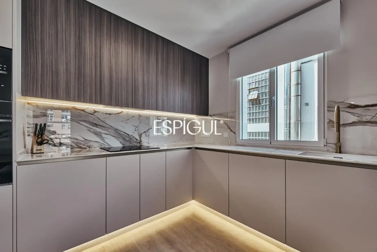 Espectacular vivienda en venta exterior reformada con terraza en Lista