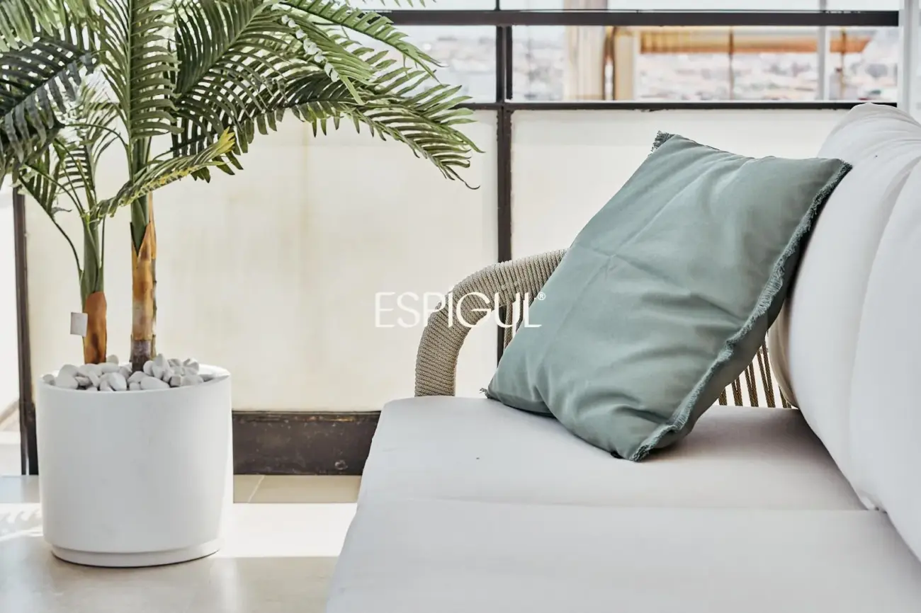 Espectacular vivienda en venta exterior reformada con terraza en Lista