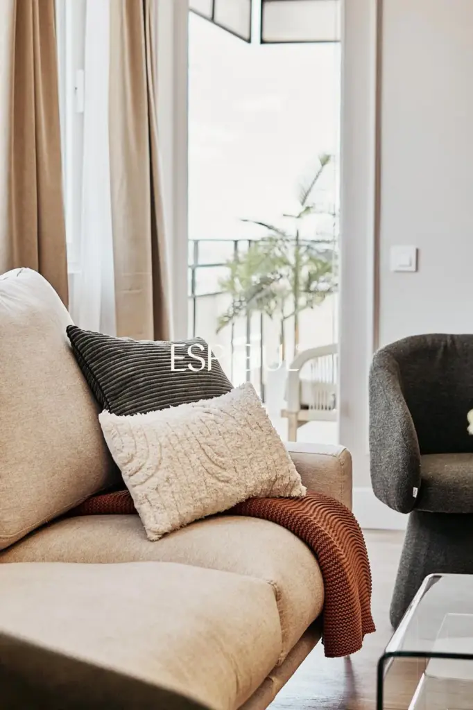 Espectacular vivienda en venta exterior reformada con terraza en Lista