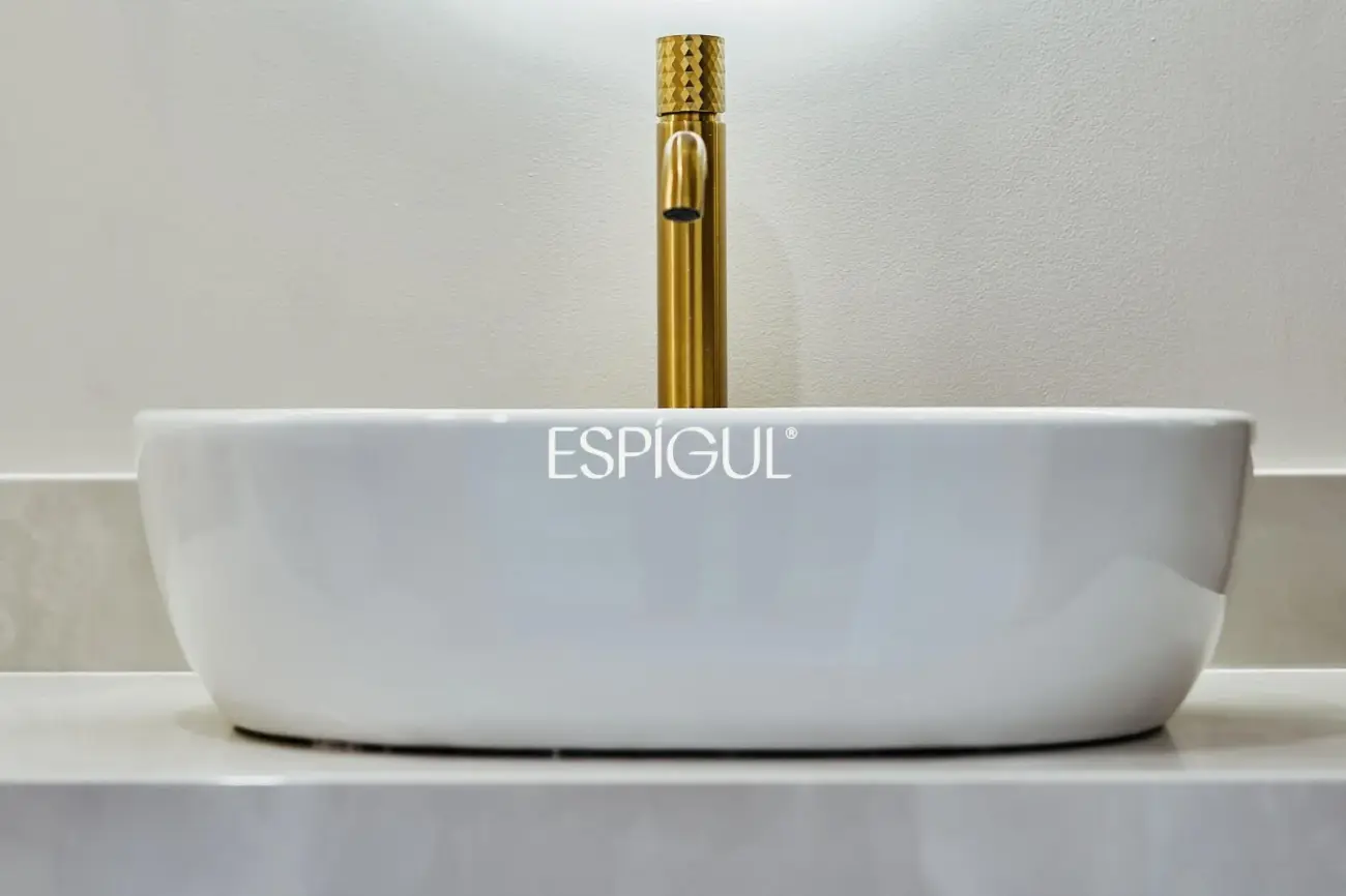 Espectacular vivienda en venta exterior reformada con terraza en Lista