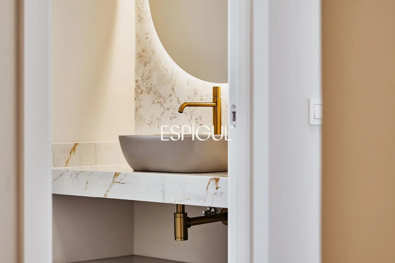 Espectacular vivienda en venta exterior reformada con terraza en Lista