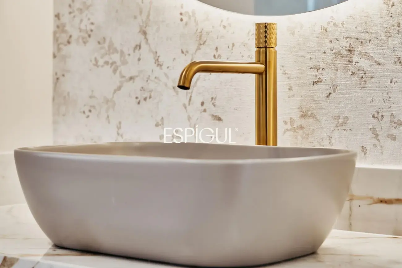 Espectacular vivienda en venta exterior reformada con terraza en Lista