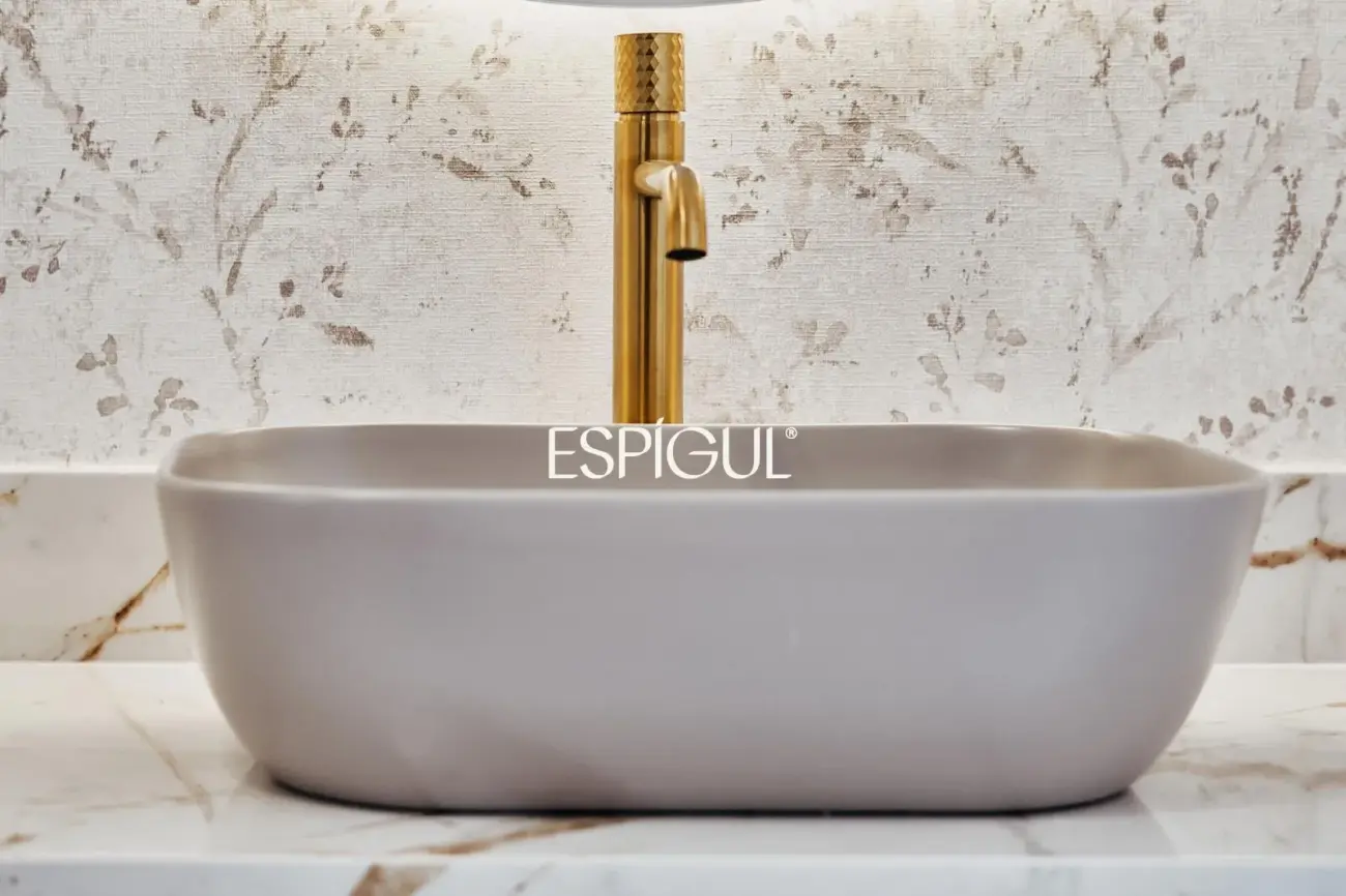 Espectacular vivienda en venta exterior reformada con terraza en Lista