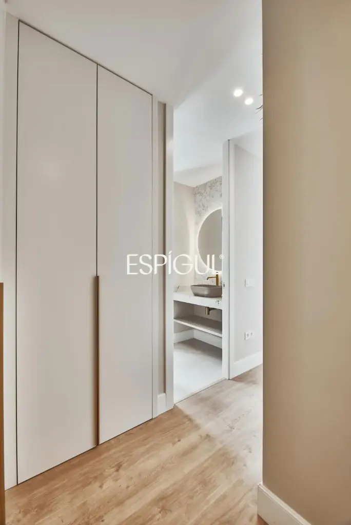 Espectacular vivienda en venta exterior reformada con terraza en Lista