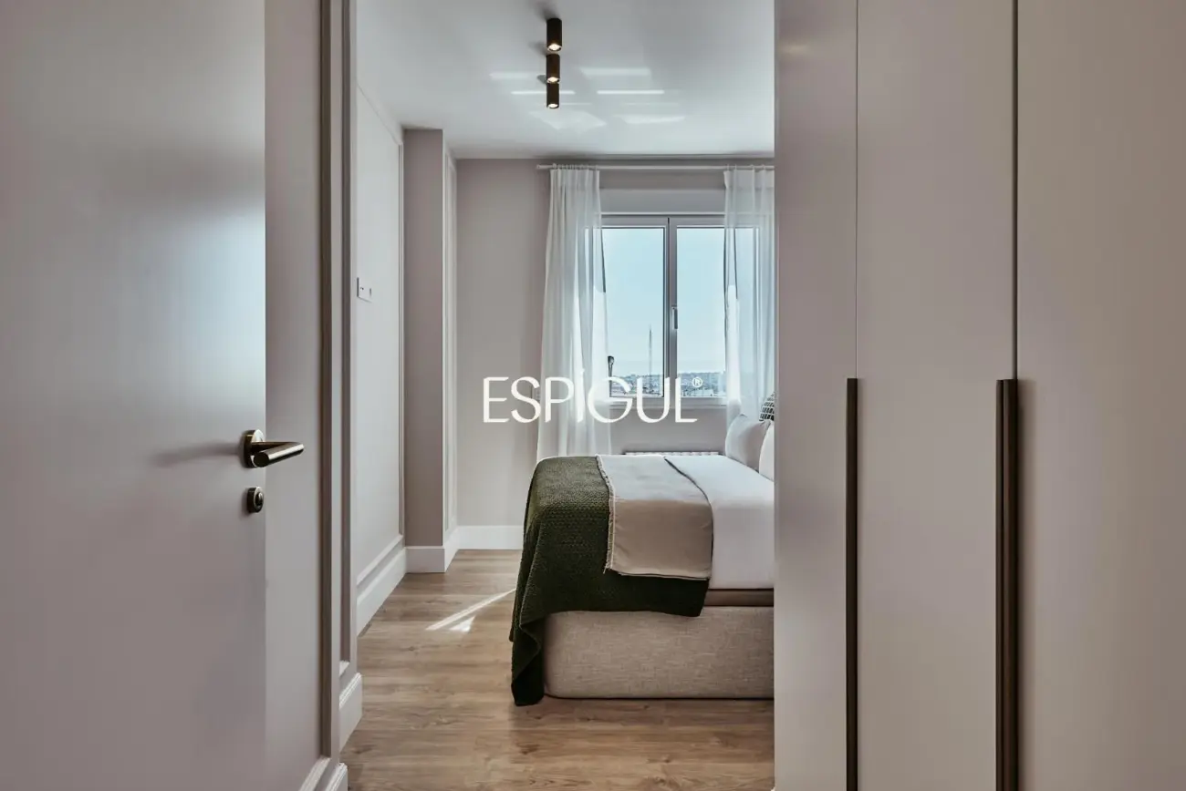 Espectacular vivienda en venta exterior reformada con terraza en Lista