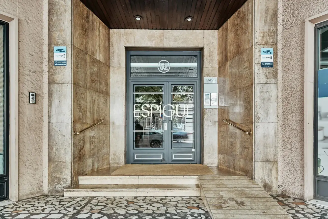 Espectacular vivienda en venta exterior reformada con terraza en Lista