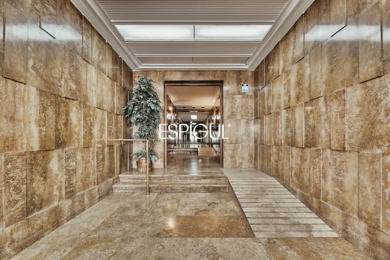 Espectacular vivienda en venta exterior reformada con terraza en Lista