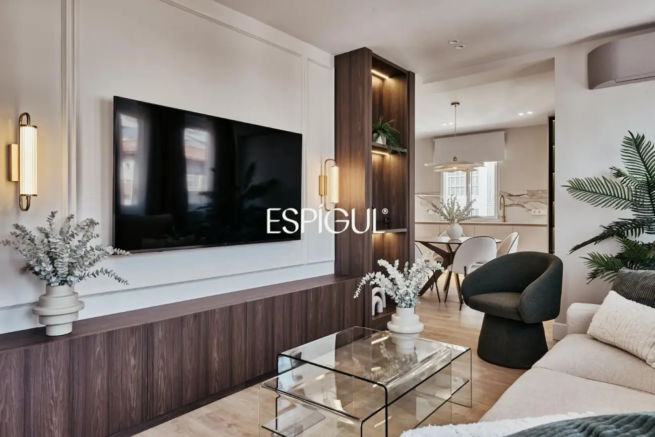 Espectacular vivienda en venta exterior reformada con terraza en Lista