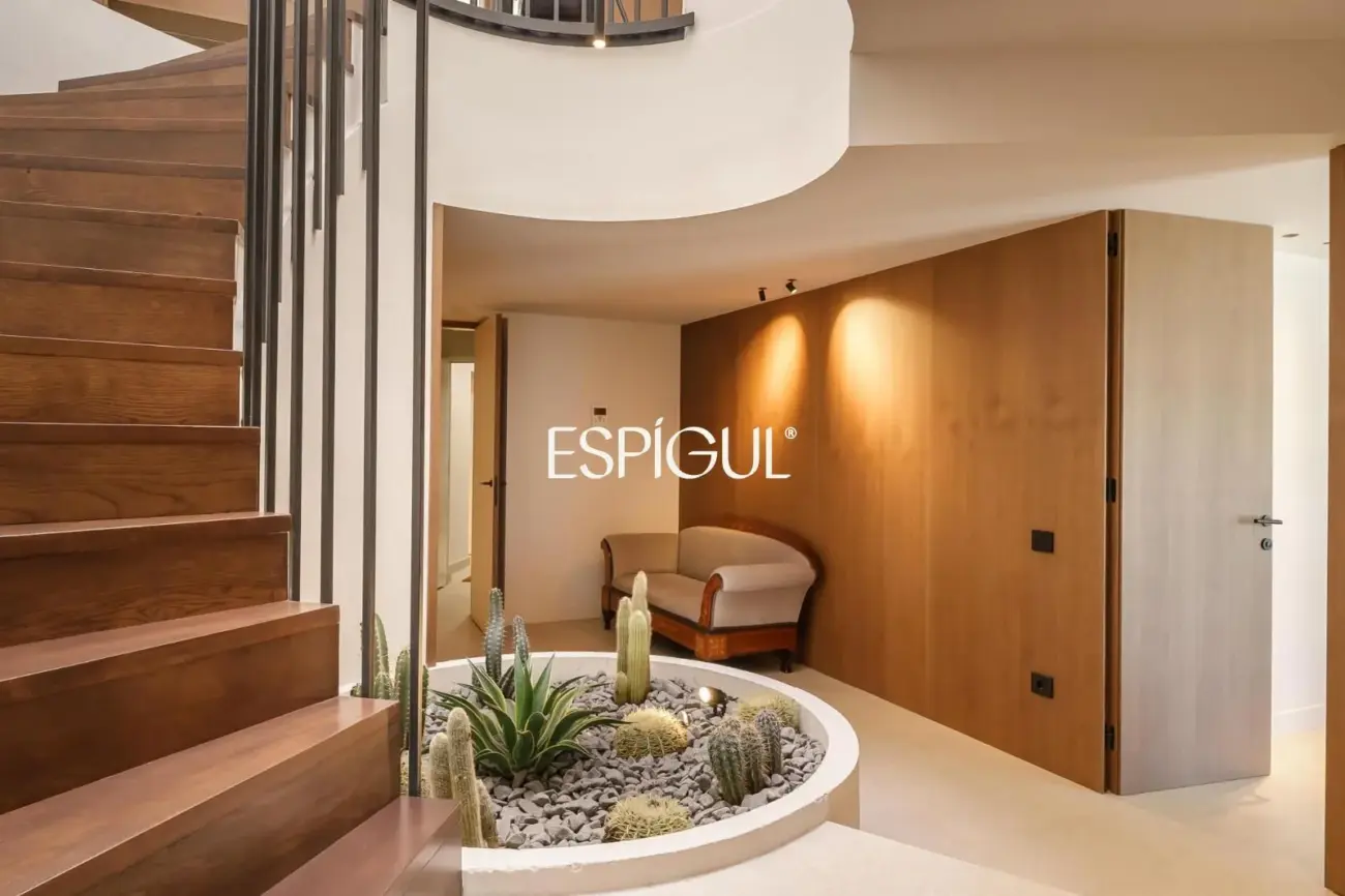 Residència exclusiva d’alt standing amb vistes panoràmiques a Premià de Dalt.