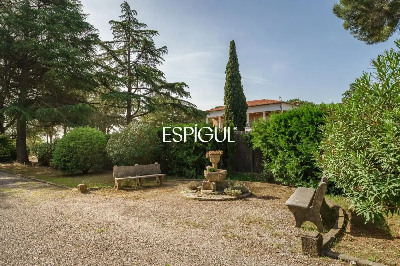 Finca señorial catalogada en venta en Matadepera