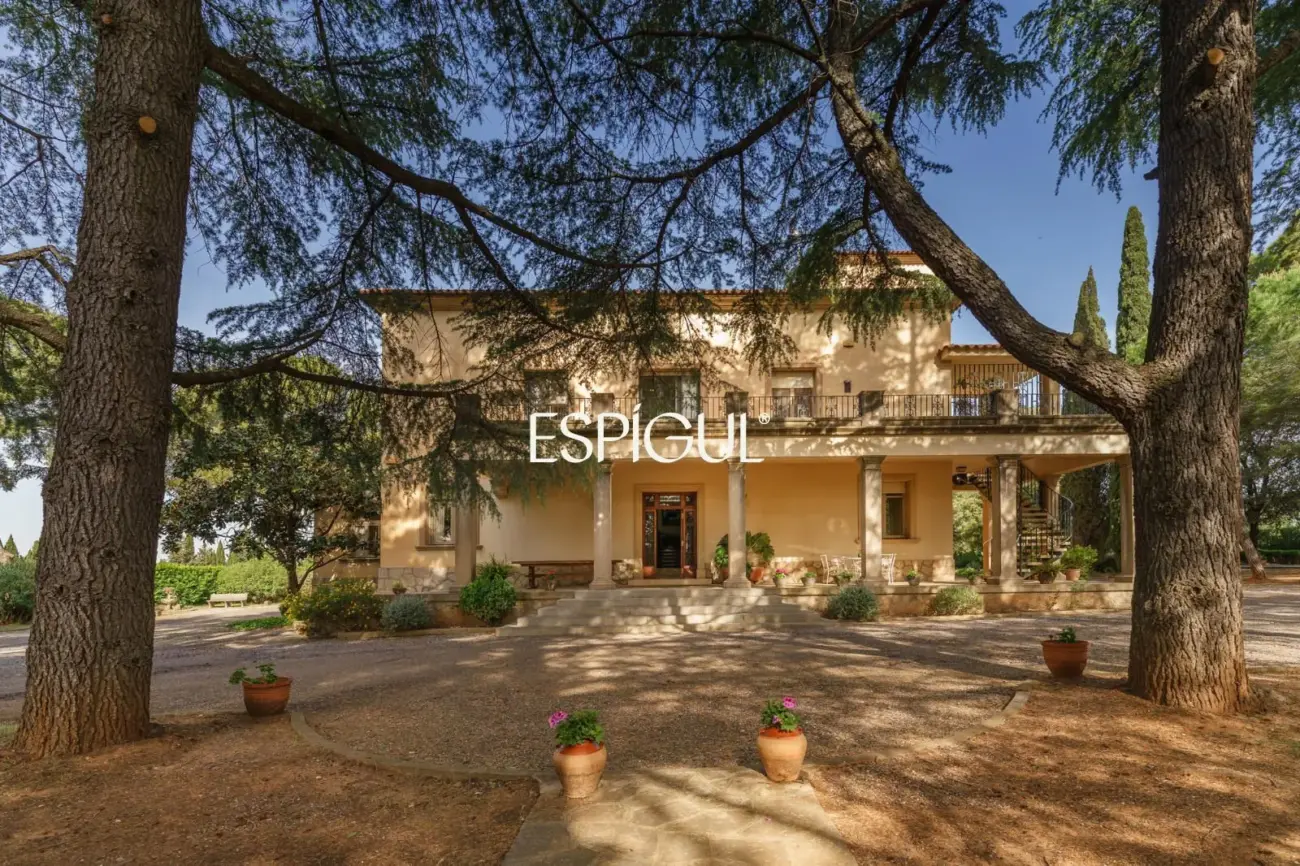 Finca señorial catalogada en venta en Matadepera