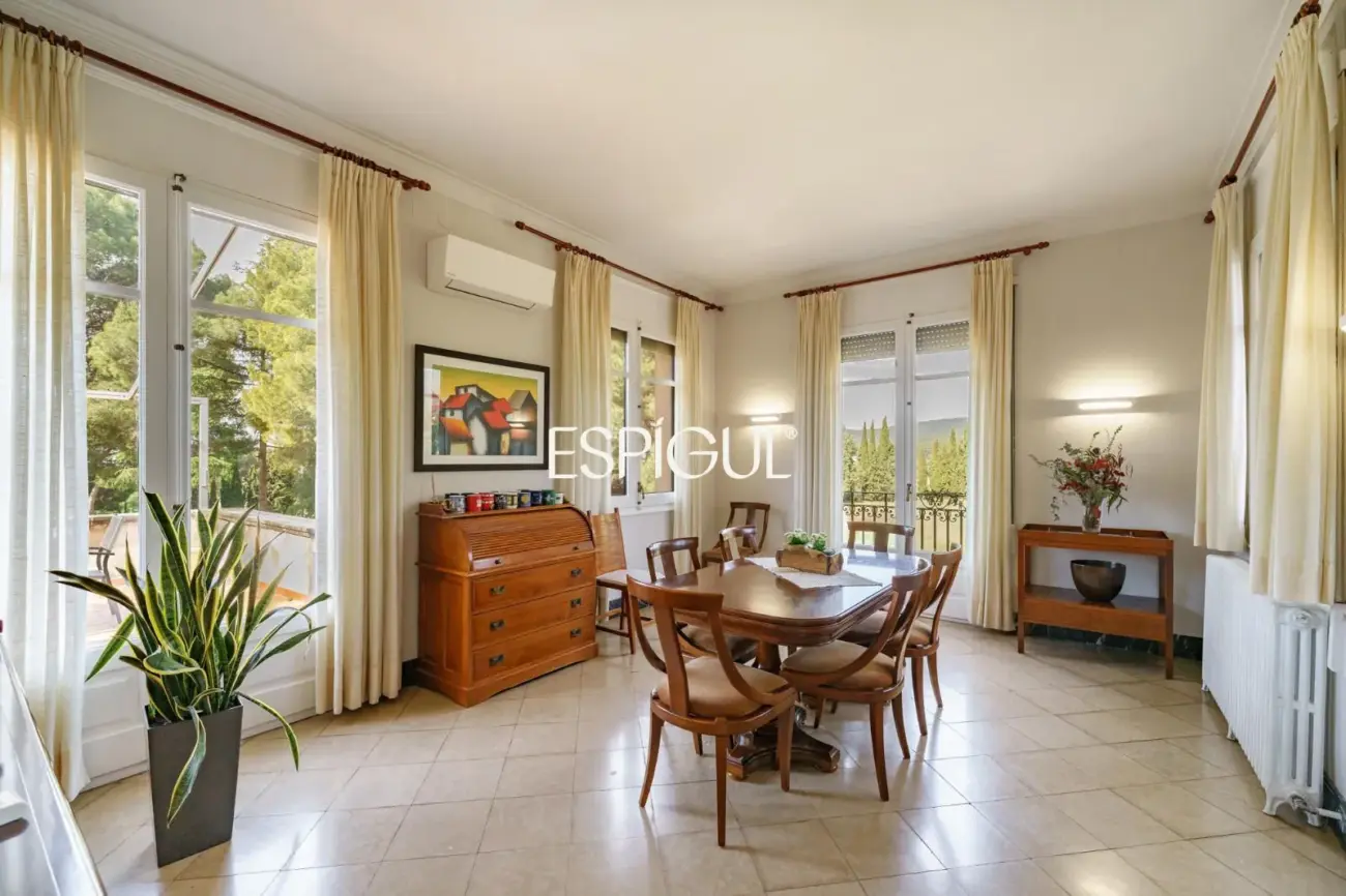 Finca señorial catalogada en venta en Matadepera